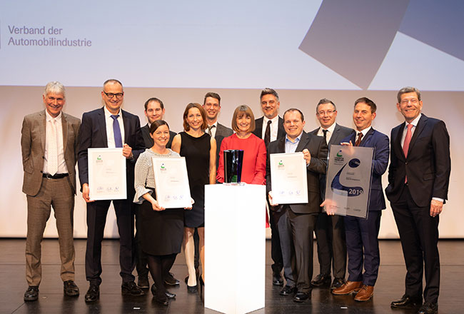 A well deserved award for a truly remarkable solution: Continental won the VDA Logistik Award 2019 with its risk management solution. Picture: © BVL / Kay Bublitz